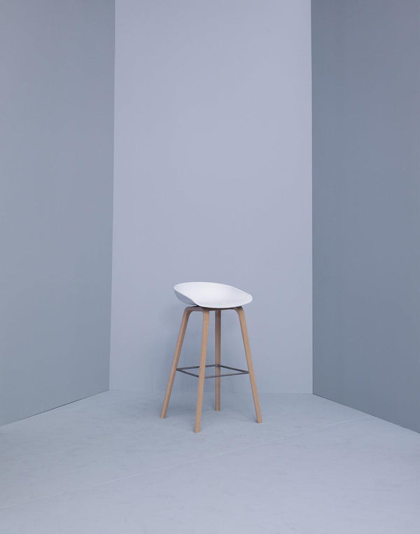 HAY AAS32 Baarituoli korkea 75 cm tammi - Tuolit Spazio