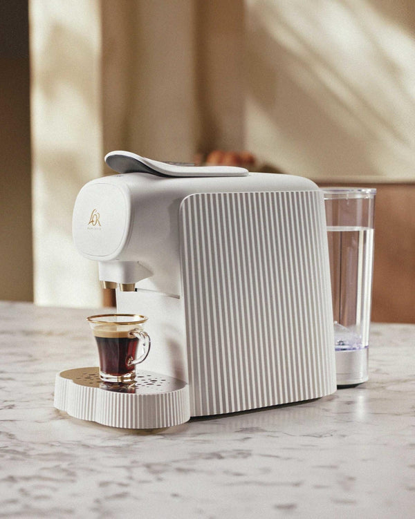 Alessi Plisse capsule kahvinkeitin LM9014/W, valkoinen - pienkodinkoneet Spazio