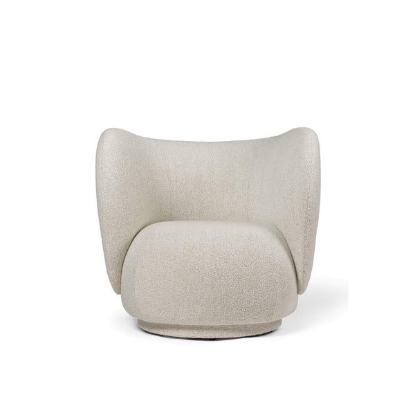 Ferm Living Rico pyörivä nojatuoli soft boucle luonnonvalkoinen/hiekka - nojatuolit ja rahit Spazio