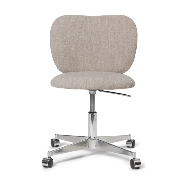 Ferm Living Rico tuoli pyörillä soft bouclé luonnonvärinen - tuolit Spazio