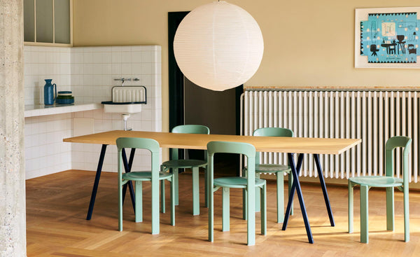 Loop Stand ruokapöytä, useita kokoja, musta linoleum