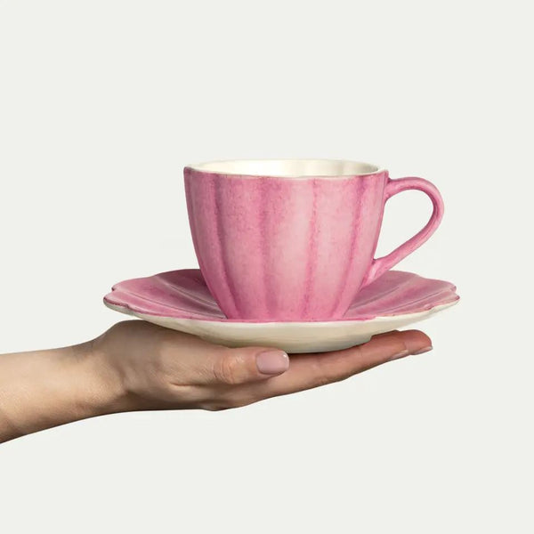 Mateus Oyster kuppi ja lautanen rosa - kattaus ja astiat Spazio