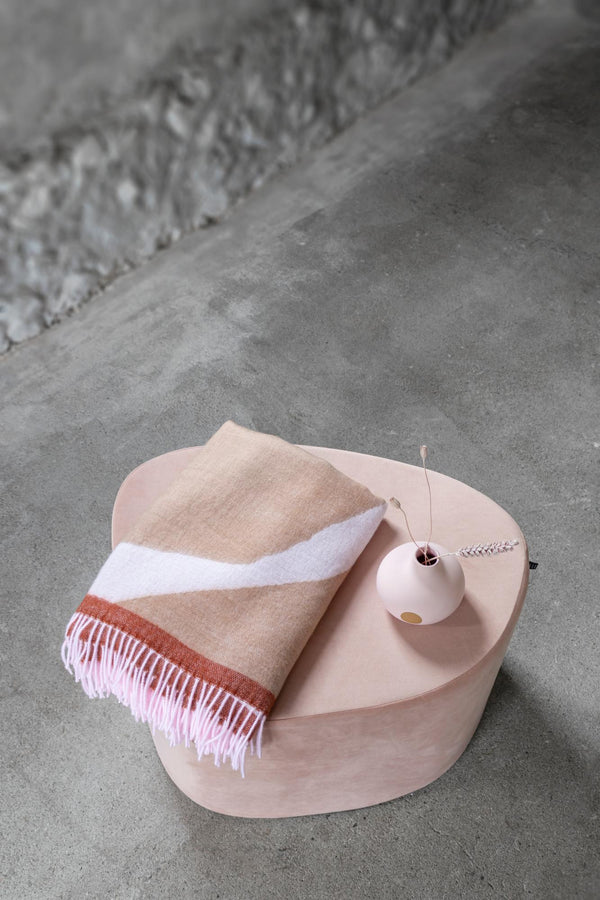 Mette Ditmer Gallery peitto latte - Matot ja tekstiilit Spazio