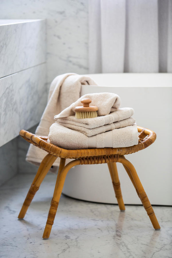 Mille Notti Fontana Organic pyyhe ivory - kylpyhuonetekstiilit Spazio