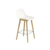Muuto, Fiber baarituoli, tammi/valkoinen Baarituolit Muuto
