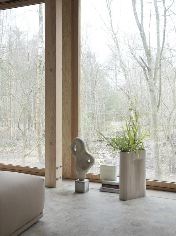 Muuto Ridge maljakko 48,5 cm beige - Vaasit Sisustus Spazio
