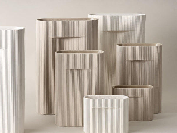 Muuto Ridge maljakko 48,5 cm beige - Vaasit Sisustus Spazio