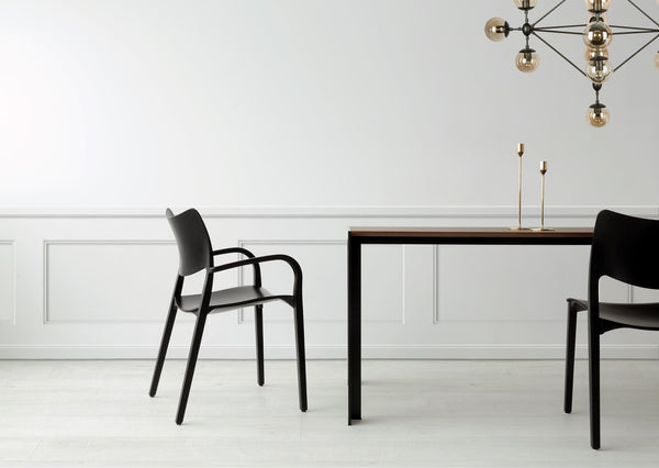 Stua, Deneb ruokapöytä, pähkinäkansi/mustat jalat, 90x160, Ruokapöydät Spazio