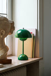 &Tradition, Flowerpot VP9 ladattava pöytävalaisin, signal green Pöytävalaisimet