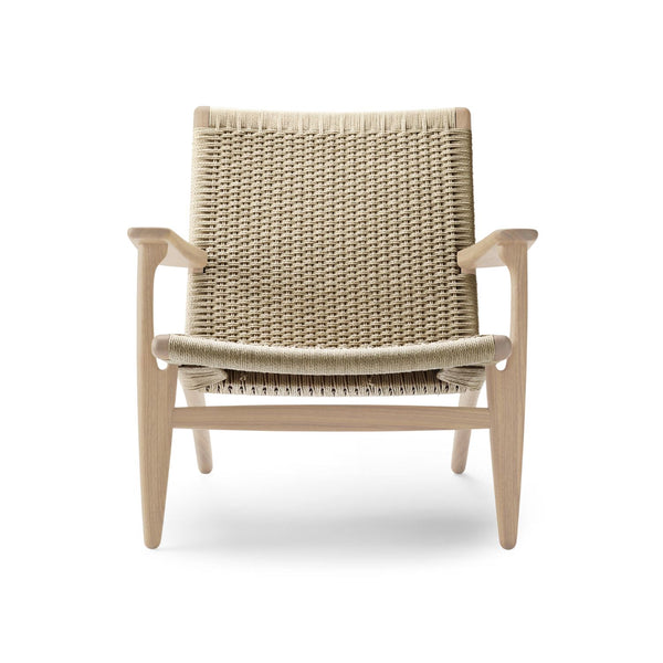Carl Hansen & Søn, CH25 Lounge nojatuoli, valkoöljytty tammi, paperinaru - Tuolit Spazio