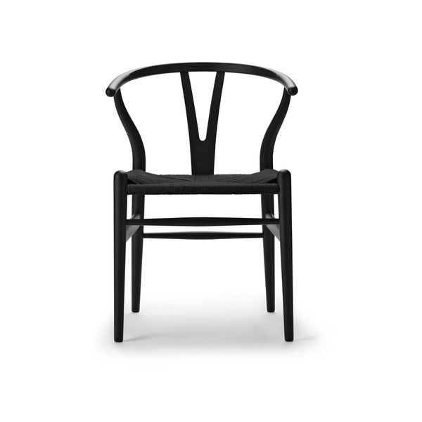 Carl Hansen & søn, Wishbone tuoli 55 x 76, maalattu pyökki, pehmeä musta, musta istuin - Tuolit Spazio