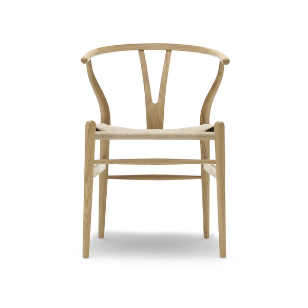 Carl Hansen & søn, Wishbone tuoli 55 x 76, lakattu tammi, luonnonvärinen istuin - Tuolit Spazio