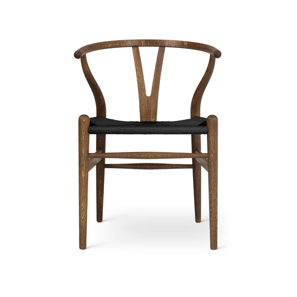Carl Hansen & søn, Wishbone tuoli 55 x 76, savuöljytty tammi, musta istuin - Tuolit Spazio