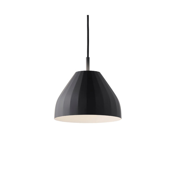 Le Klint Facet 140B musta -riippuvalaisin-kattovalaisin, Spazio
