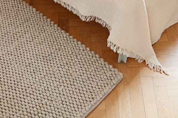 Hay Peas Matto 140x200 Soft Grey - Spazio Matot ja tekstiilit