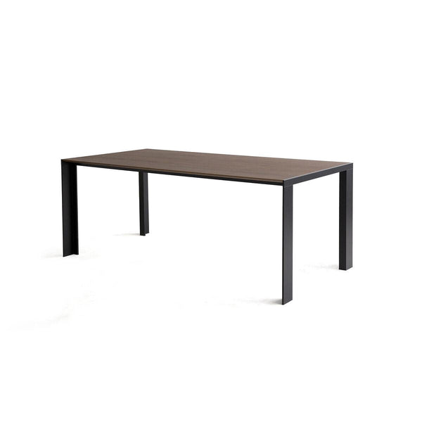 Stua, Deneb ruokapöytä, pähkinäkansi/mustat jalat, 90x160, Ruokapöydät Spazio