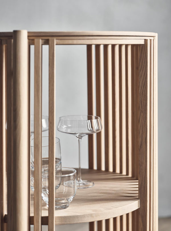 Bolia Story baaripöytä sivupöytä pyöreä valkoöljytty tammi, pöydät Spazio