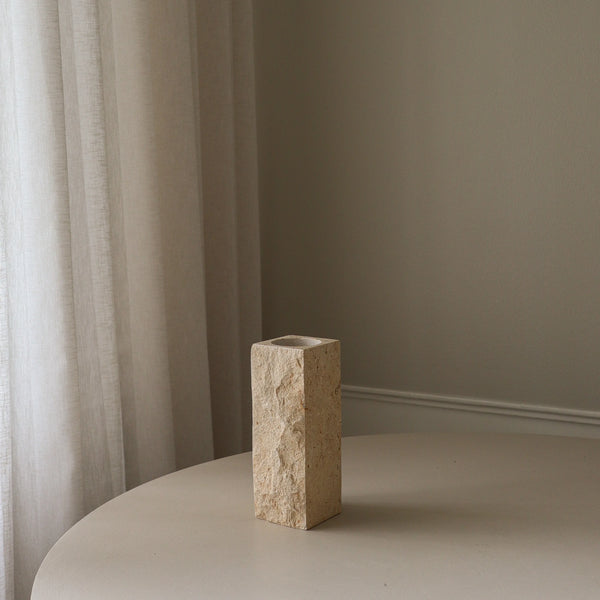 Botane Edge limestone vaasi pieni kulmittain - Vaasit ja kukkamaljakot Spazio