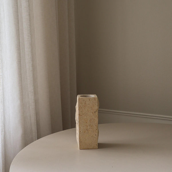 Botane Edge limestone vaasi pieni sileä sivu - Vaasit ja kukkamaljakot Spazio