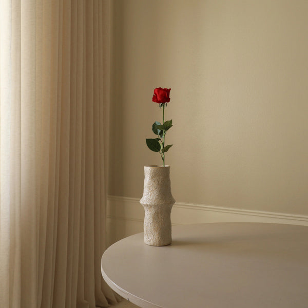 Botané Premium Longstem Rose punainen pitkävartinen tekoruusu vaasissa - tekokukat Spazio