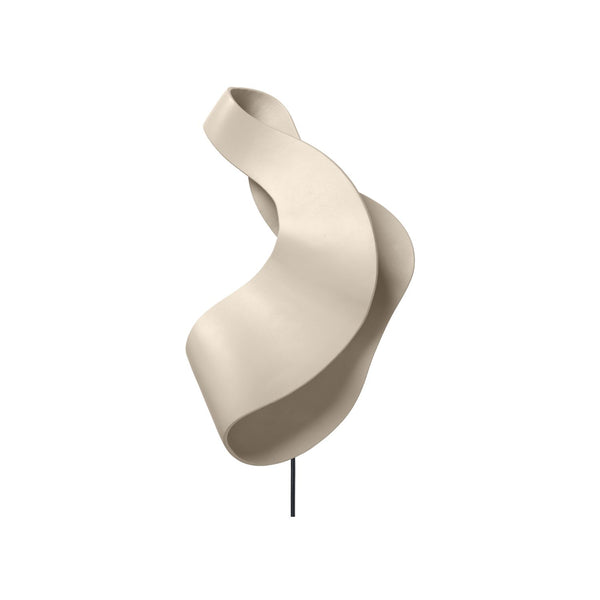 Ferm Living Oyster seinävalaisin light cashmere - Seinävalaisimet Spazio