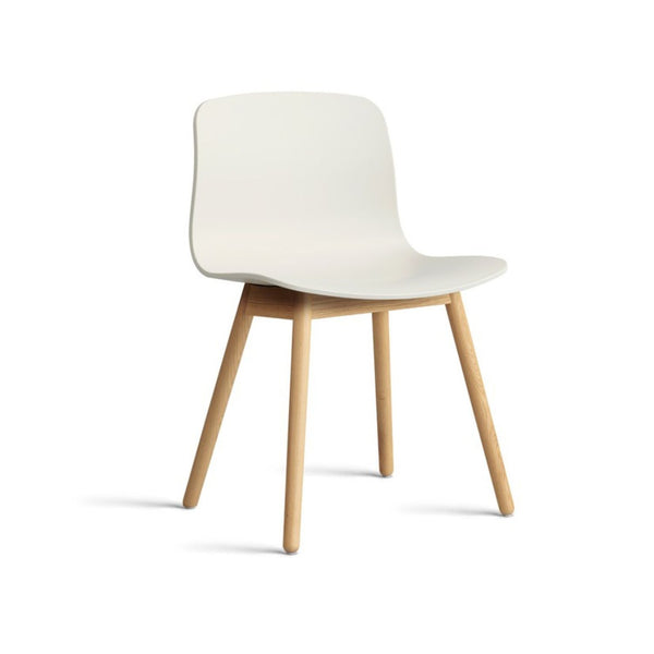 HAY, About a chair AAC12 tuoli, water based lakattu tammi/melange cream - Tuolit Spazio