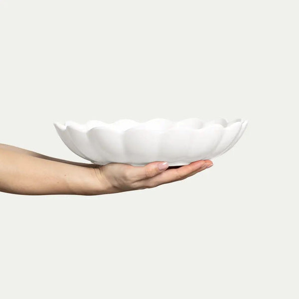 Mateus Oyster tarjoilukulho 31 cm valkoinen - Tarjoilu ja kattaus astiat Spazio
