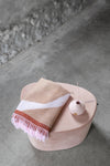 Mette Ditmer Gallery peitto latte - Matot ja tekstiilit Spazio