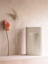 Muuto Ridge maljakko 35 cm, beige - Vaasit Sisustus Spazio