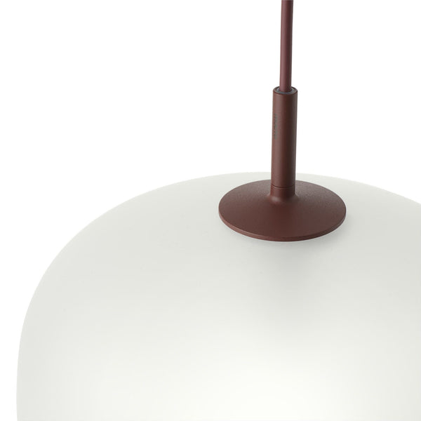 Muuto Rime Riippuvalaisin deep red - Valaisimet Spazio