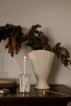 Fountain Maljakko, Off-white