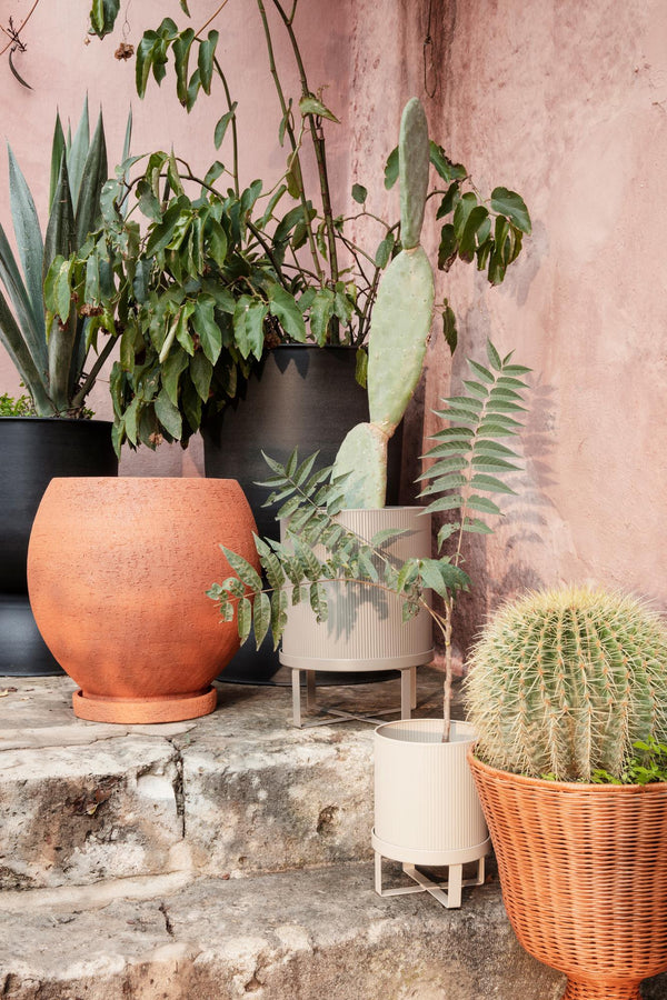 Ferm Living Bau ruukku, iso, cashmere - Piha ja terassi Spazio